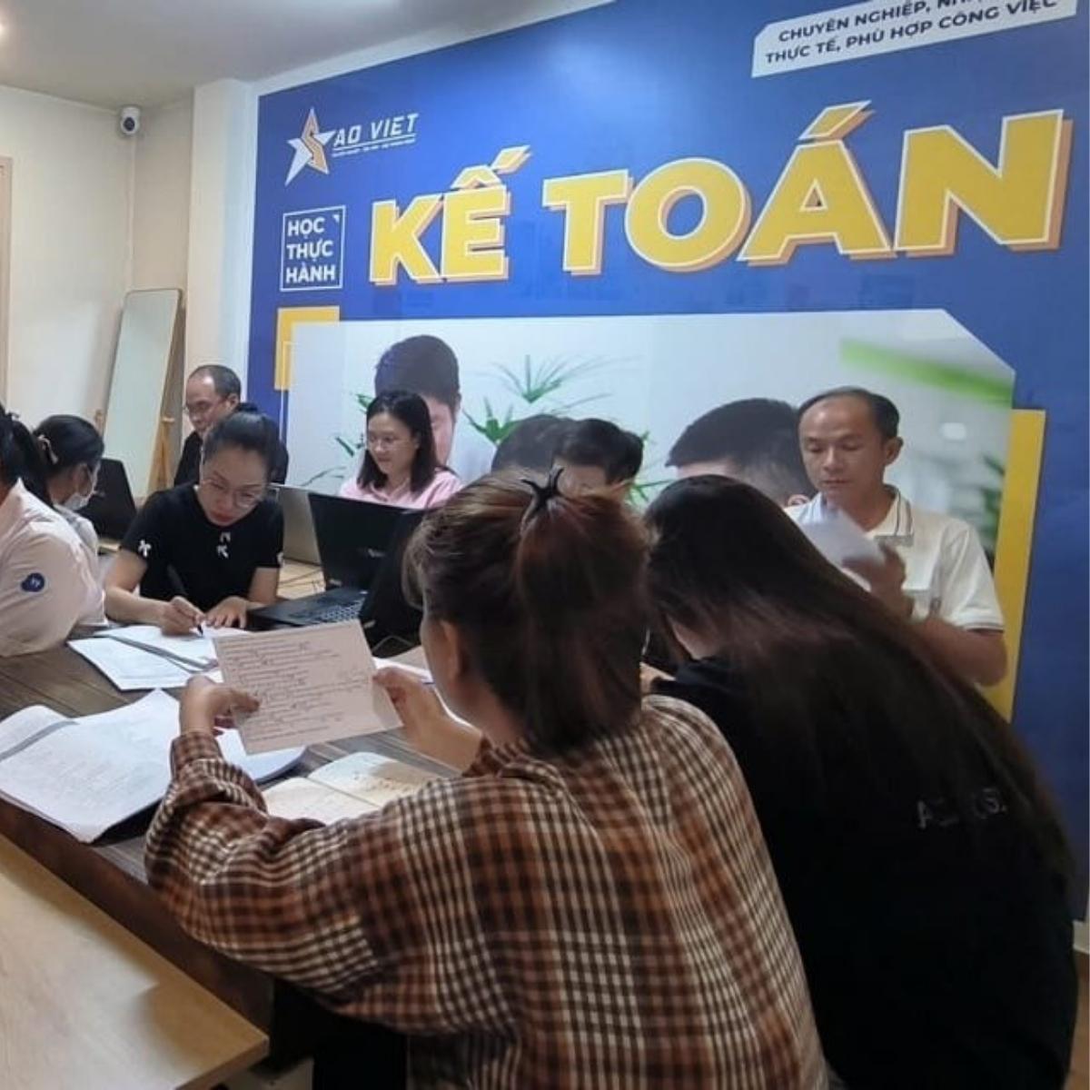 Khóa Học Kế Toán Khai Báo Thuế