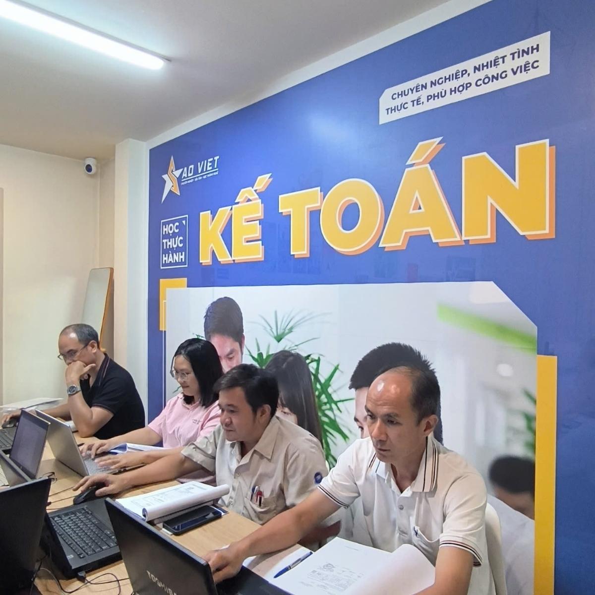 Khóa Học Kế Toán Thuế GTGT Thực Hành